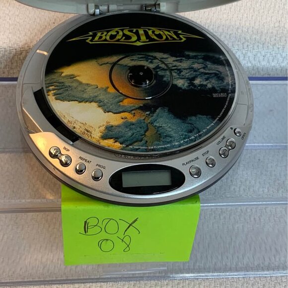 Durabrand CD-566 CD Player w/ Compact Disc Digital Audio Durabrand CD Player. - Picture 6 of 7